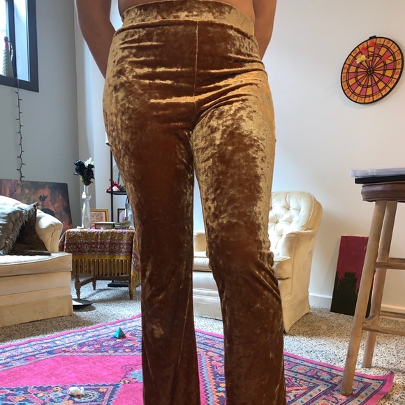 Gold velvet soft flair pants from urban outfitters - Picture 2 of 5